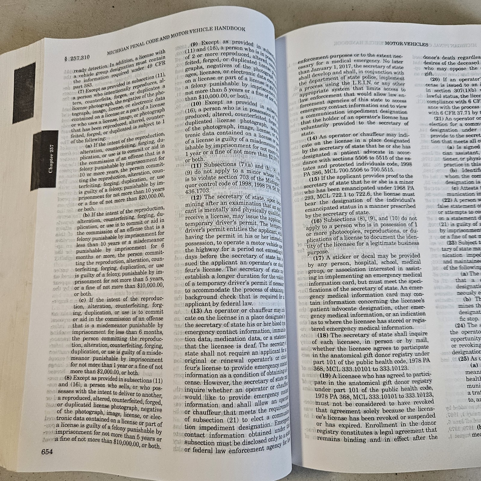 Michigan Penal Code And Motor Vehicle Handbook 2020 Blue360 Media Paperback Book
