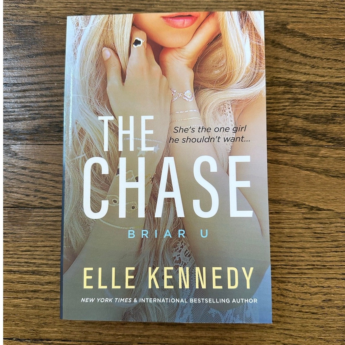 The Chase By Elle Kennedy Oop Indie Paperback